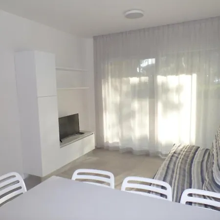 Well-equipped Two-room Flat In A New * Bibione